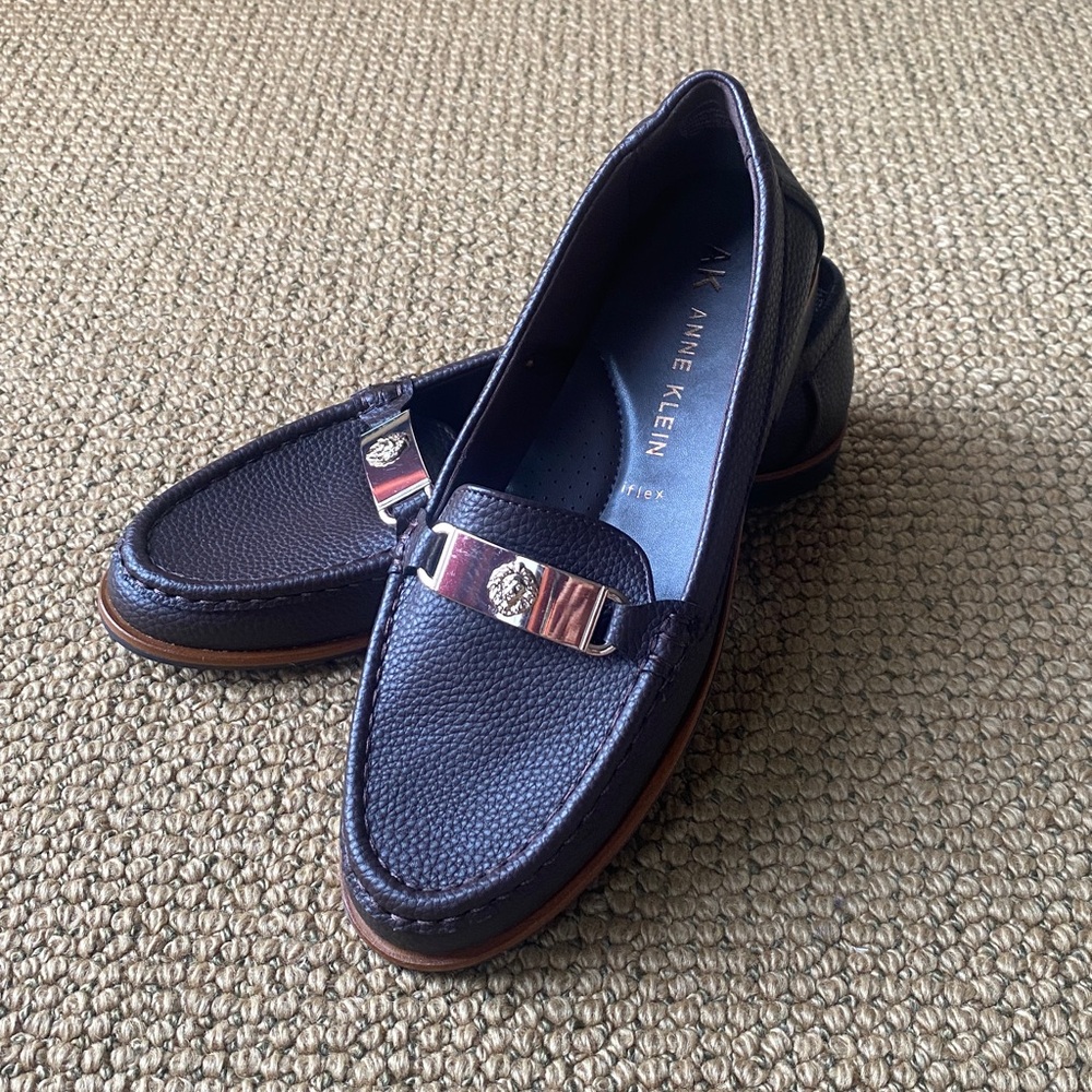 Anne Klein I flex dark brown loafer NEW